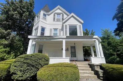 22 Cleveland Ave #3