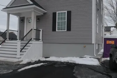 32 Newhall St #2
