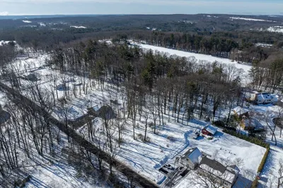 82 Dodge Hill Rd 1