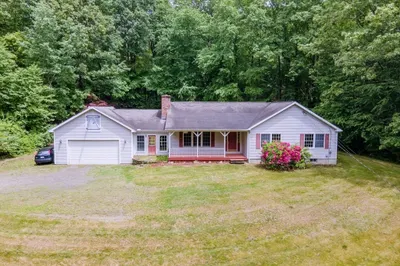 40 Mathews Road 1