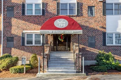 13 Dallas Dr #301 1