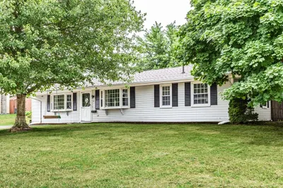 12 Debbie Rd