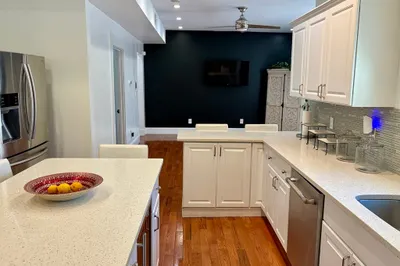 41 Gleason St 1