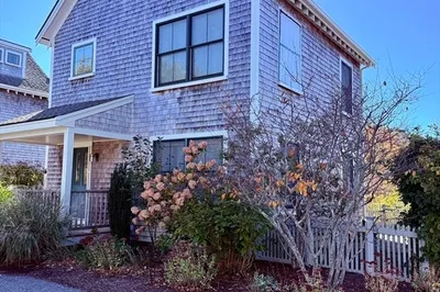 16 Meadow Road #Unit 16 1