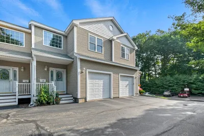 18 Phillips Street #9 1