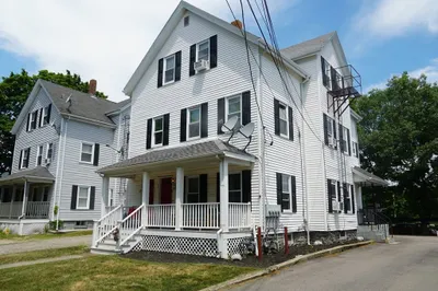 170 Middleboro Ave #3 1