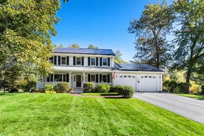 11 Simonds Farm Road 1