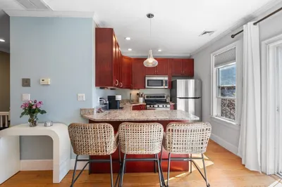 37 I St #3