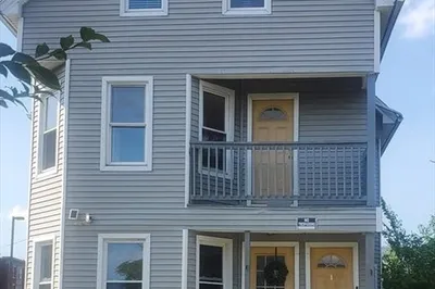 10 Monroe St 1