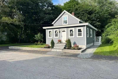 12 Crump Street