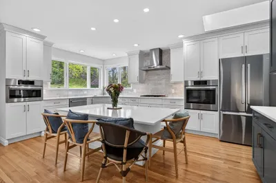 76 Goodnough Rd 1