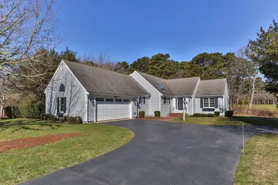 9 Hope Ln 1