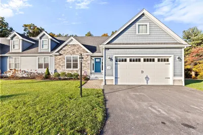 2 Country Club Ln #2 1