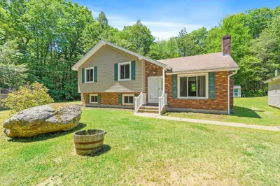 90 Oakmont Ave 1